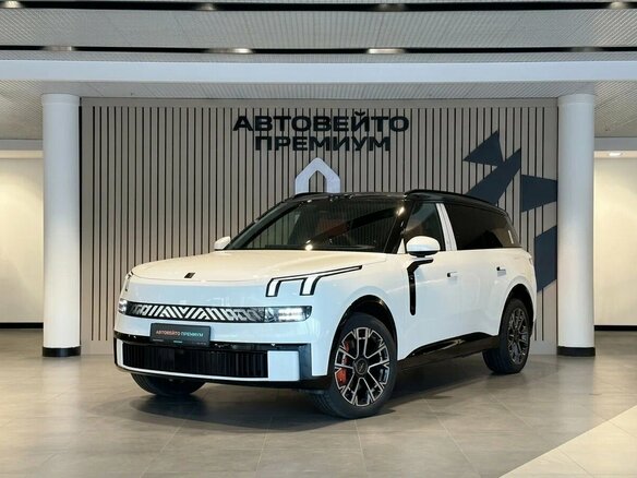 2025 Lynk & Co 900, белый, 7500000 рублей