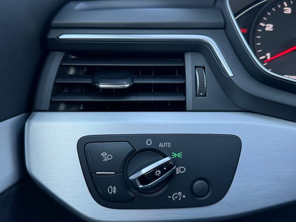 2017 Audi A4 V (B9), синий, 2849000 рублей - вид 20