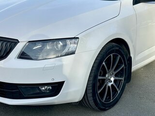 2014 Skoda Octavia III (A7), белый, 965000 рублей, вид 4