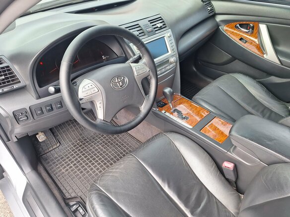 2011 Toyota Camry VI (XV40) Рестайлинг, серебристый - вид 9
