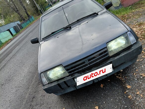 2001 Lada (ВАЗ) 2109, серебристый