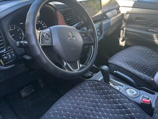 2015 Mitsubishi Outlander III Рестайлинг 2, белый, 1920000 рублей, вид 5