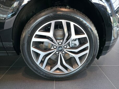 2025 Land Rover Range Rover Evoque P250 MHEV Long II Рестайлинг, чёрный, 5890000 рублей, вид 5