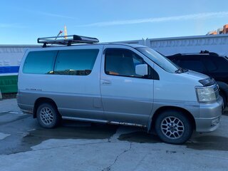 2000 Nissan Elgrand I (E50), белый, 500000 рублей, вид 3