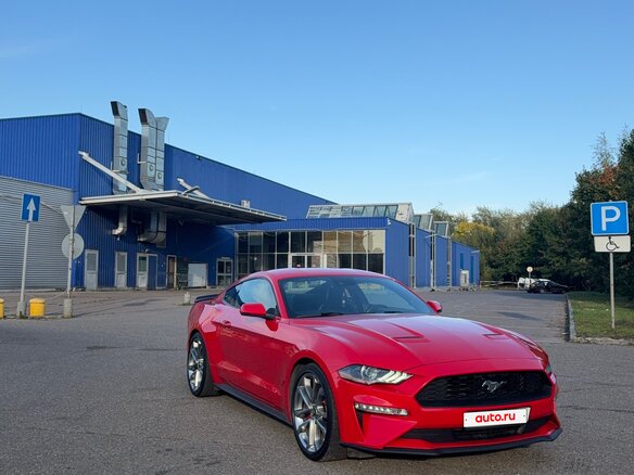 2018 Ford Mustang VI Рестайлинг, красный, 4000000 рублей - вид 7