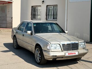 1989 Mercedes-Benz W124 230 5-speed, серый, 300000 рублей, вид 3