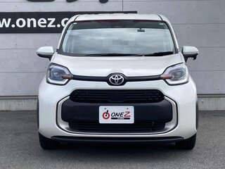 2024 Toyota Sienta III, белый, 1250217 рублей, вид 2