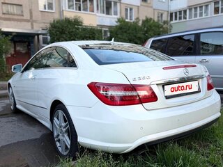 2010 Mercedes-Benz E-Класс 250 5G-Tronic IV (W212, S212, C207), белый, 1785000 рублей, вид 4