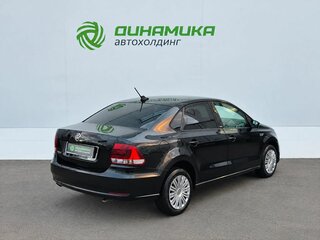 2017 Volkswagen Polo V Рестайлинг, чёрный, 940000 рублей, вид 5