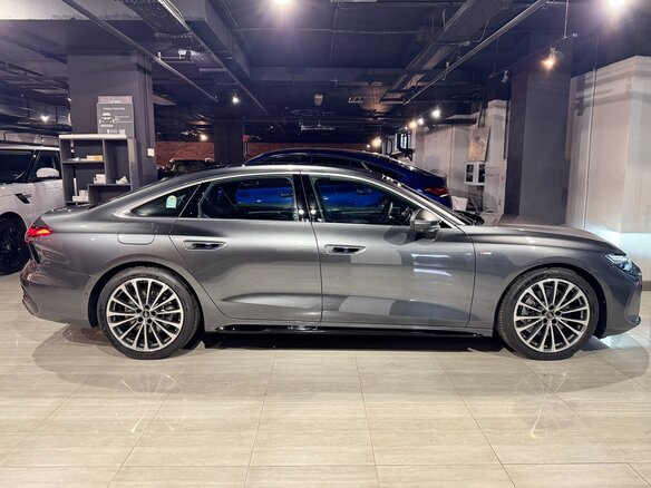 2026 Audi A6 VI (C9), серый, 8200000 рублей - вид 3