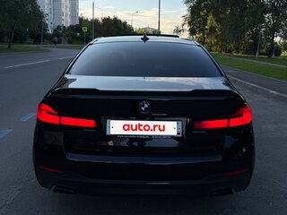 2020 BMW 5 серии 540i VII (G30/G31/G38) Рестайлинг, чёрный, 5500000 рублей, вид 4