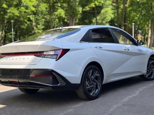 2026 Hyundai Elantra VII (CN7) Рестайлинг, белый, 2150000 рублей - вид 5