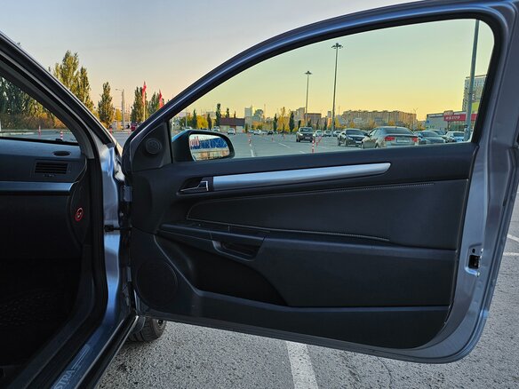 2007 Opel Astra GTC H Рестайлинг, серый, 890000 рублей - вид 31