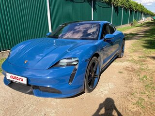 Porsche Taycan 4S I