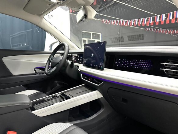 2026 Jetta VS8, чёрный, 2490023 рублей - вид 22