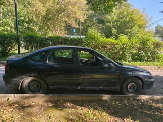 2000 Renault Laguna I, синий, 150000 рублей, вид 5
