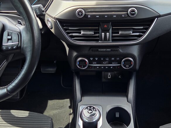 2019 Ford Focus IV, серый, 1250000 рублей - вид 15