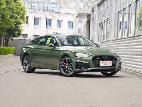2023 Audi A5 Sportback 40 TFSI II (F5) Рестайлинг, зелёный, 5000000 рублей, вид 3