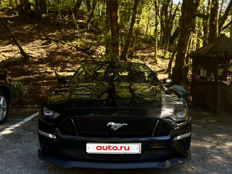 2018 Ford Mustang VI Рестайлинг, чёрный, 2400000 рублей, вид 4
