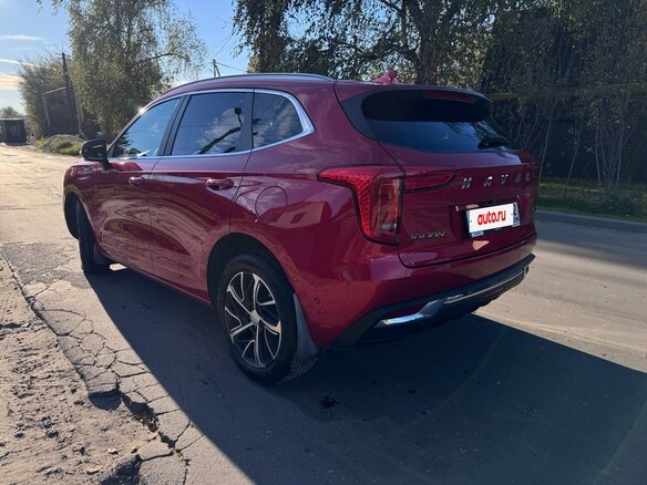 2023 Haval Jolion I, красный, 1850000 рублей - вид 4