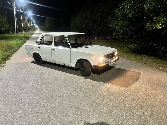 1976 Lada (ВАЗ) 2106, белый - вид 1