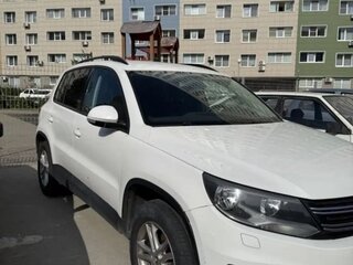 2012 Volkswagen Tiguan I Рестайлинг, белый, 900000 рублей, вид 3