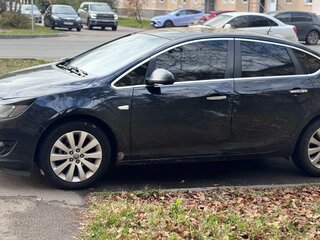 2013 Opel Astra J Рестайлинг, чёрный, 570000 рублей, вид 5