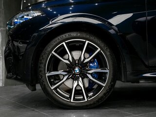 2021 BMW X7 30d I (G07), чёрный, 10490000 рублей, вид 1
