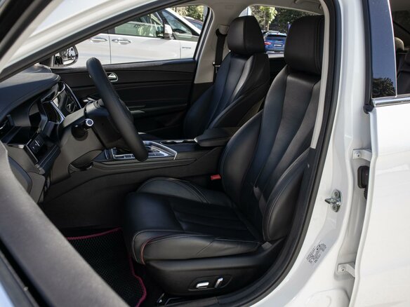 2023 Omoda S5, белый, 1399000 рублей - вид 9