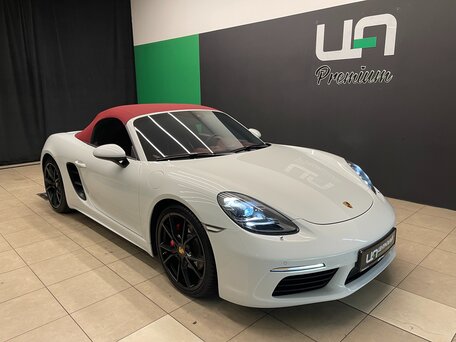 Porsche Boxster IV 718 (982)