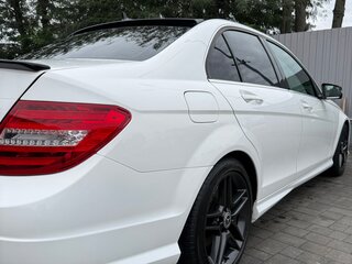 2012 Mercedes-Benz C-Класс 250 III (W204) Рестайлинг, белый, 1750000 рублей, вид 4