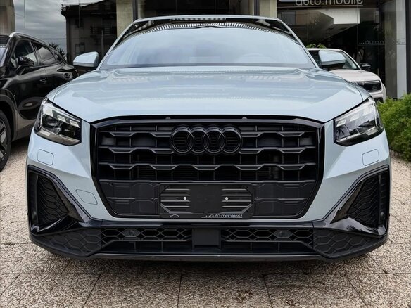 2022 Audi Q2 L 35 TFSI I Рестайлинг, серебристый, 1800000 рублей - вид 1