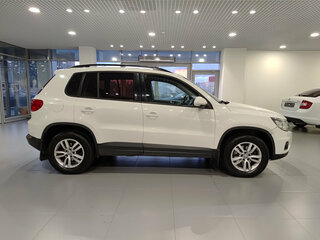 2011 Volkswagen Tiguan I, белый, 1040000 рублей, вид 4