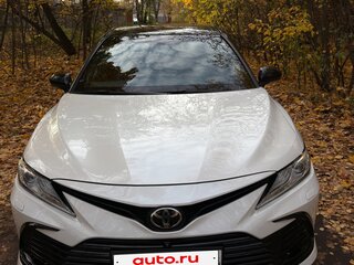 2021 Toyota Camry VIII (XV70) Рестайлинг, белый, 3700000 рублей, вид 1