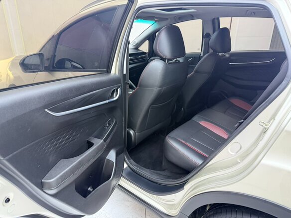 2021 Geely Vision X3 Pro, бежевый, 1140000 рублей - вид 8