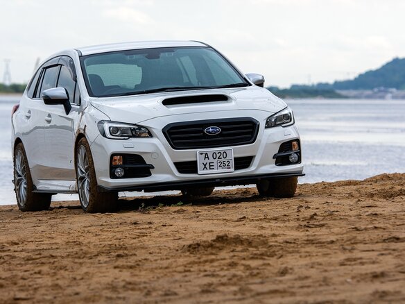 2015 Subaru Levorg I, белый, 1850000 рублей