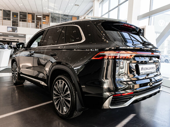 2025 Geely Monjaro I, чёрный, 4954990 рублей - вид 5