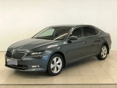 2016 Skoda Superb III, серый, 1350000 рублей, вид 1