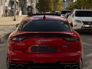 2019 Kia Stinger I, красный, 3050000 рублей, вид 5
