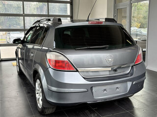 2006 Opel Astra H, серый, 350000 рублей, вид 4