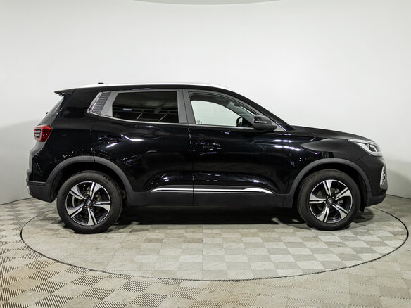 2024 Chery Tiggo 4 Pro I Рестайлинг, чёрный, 1579700 рублей - вид 3