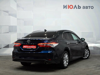 2019 Toyota Camry VIII (XV70), синий, 2990000 рублей, вид 4