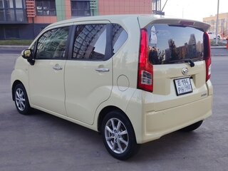 2018 Daihatsu Move VI Рестайлинг, жёлтый, 670000 рублей, вид 3