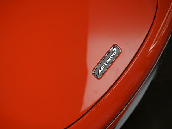 2026 McLaren 750S, оранжевый, 42900000 рублей - вид 26