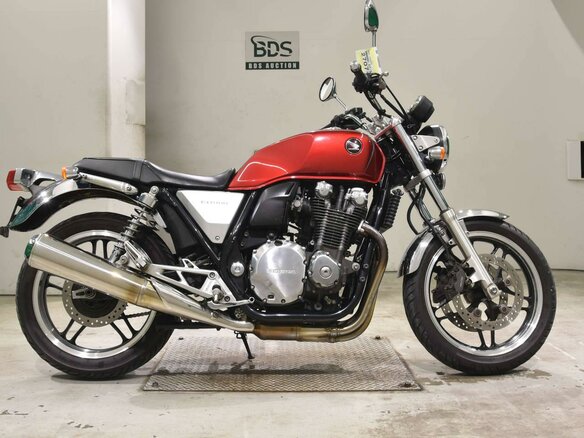 2010 Honda CB 1100, красный - вид 1