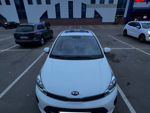 2021 Kia Pegas, белый, 1130000 рублей - вид 4