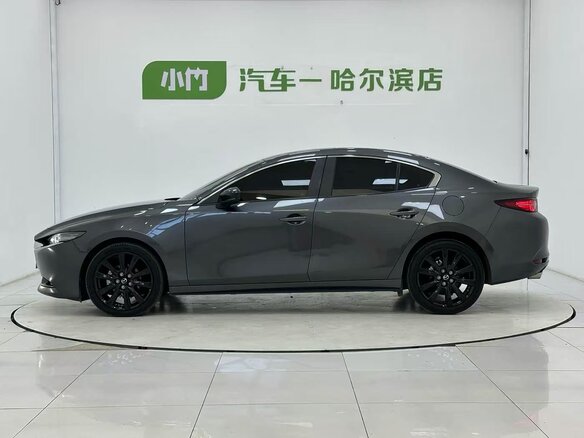 2023 Mazda 3 Axela IV (BP), серый, 1790000 рублей - вид 5