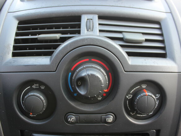 2008 Renault Megane II Рестайлинг, синий, 357000 рублей - вид 18