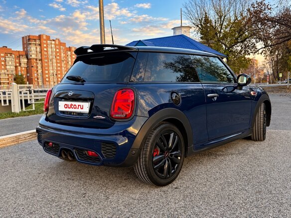 2018 Mini Hatch JCW III (F55/F56) Рестайлинг, синий, 2650000 рублей - вид 2