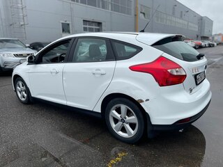 2012 Ford Focus III, белый, 690000 рублей, вид 4
